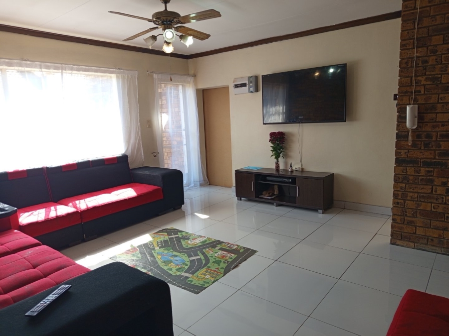 2 Bedroom Property for Sale in Hospitaalpark Free State